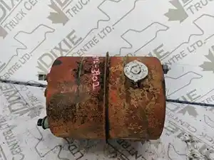 Used 1992 Coolant Reservoir (Stock #INT92-3902-CLNT)) Part Image
