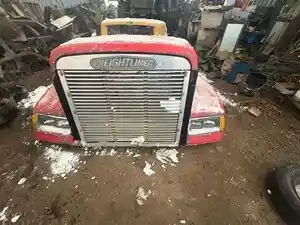 Used 1993 FREIGHTLINER USF-1E Hood (Stock #FRE93-5650-HD)) Part Image