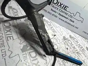 Used Steering Column (Stock #INT97-1622-STRCLMN)) Part Image