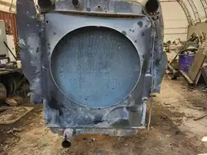 Used 1998 Mack CL713 Radiator (Stock #MAC98-6135-RAD)) Part Image