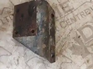 Used Bracket (Stock #MAC99-1631-BRKT/2)) Part Image