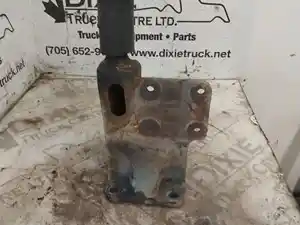 Used Cab (Stock #MAC99-1631-CABMNT/P)) Part Image