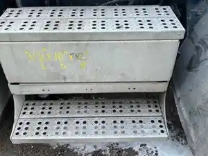 Used Battery Box (Stock #FRE00-4222-BATBX)) Part Image