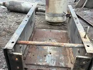 Used 2002 GMC C7500 Battery Box Image