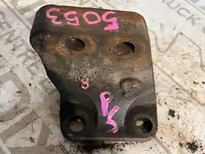 Used 2003 Mack CH613 Engine Mount (Stock #MAC03-5053-ENGMNT/PS/RH)) Part Image