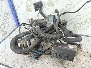 Used 2004 Fuse Box (Stock #GMC04-4793-FUSEBX)) Part Image