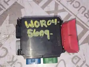 Used 2004 Fuse Box (Stock #WOR04-5609-FUSEBX)) Part Image