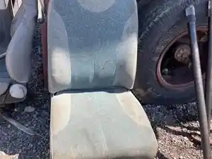 Used Cab (Stock #INT05-2152-SEAT-PS)) Part Image