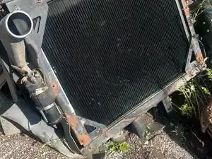 Used 2005 Mack CV713 Granite Radiator (Stock #MAC05-4552-RAD)) Part Image