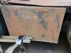 Used Tool Box (Stock #STE05-4551-TLBX)) Part Image
