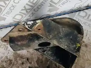 Used Bracket (Stock #MAC06-3514-BMPRBRKT)) Part Image