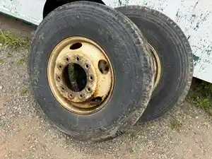 Used 2007 Stud Pilot / Budd 315/80r22.5 Wheel (Stock #INT07-5334-WHLS)) Part Image
