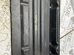 Used Battery Box (Stock #INT10-4011-BATBXCVR)) Part Image