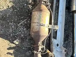 Used Catalytic Converter (Stock #FOR12-3962-CATCNVTR)) Part Image