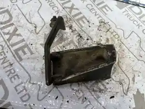 Used Hino J05E-TP Engine Misc Part (Stock #HIN13-4158-BRKT)) Part Image