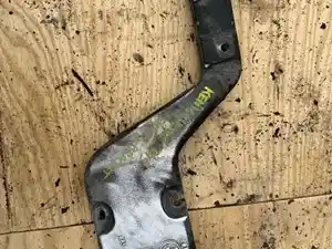Used Bracket (Stock #KEN16-4288-FNDRBRKT)) Part Image