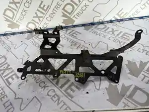 Used Bracket (Stock #PET19-3581-BRKT)) Part Image