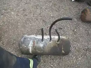 Used Mack Air Tank (Stock #MAC-2408-AIRTNK)) Part Image