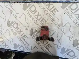 Used Bracket (Stock #PET-5013-BRKT)) Part Image