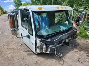 Used Cab (Stock #INT06-4294-CAB)) Part Image