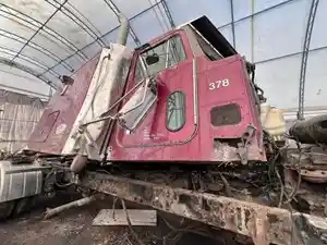 Used Cab (Stock #PET98-4130-CAB)) Part Image