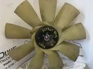 Used Detroit DD15 Fan (Stock #FRE-2715-ENGFAN)) Part Image