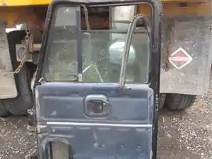Used Door (Stock #MAC00-2313-DOOR-PS)) Part Image