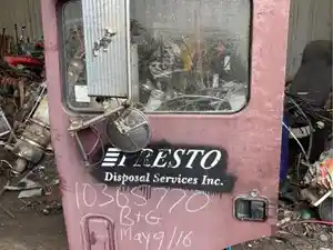 Used Door (Stock #MAC01-2516-DOOR/DS)) Part Image
