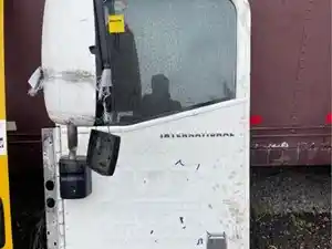 Used Door (Stock #INT03-2949-DOOR/DS)) Part Image