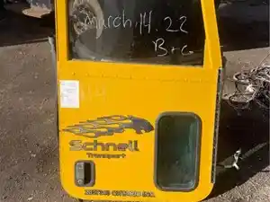 Used Door (Stock #PET22-3186-DOOR/PS)) Part Image