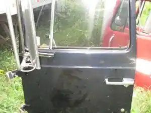 Used Door (Stock #FOR90-1413-DORDVR)) Part Image