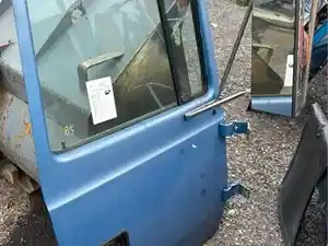 Used Door (Stock #FOR87-3980-DOOR/PS/)) Part Image