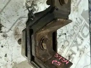 Used Engine Mount (Stock #STE07-3934-ENGMNT/P)) Part Image