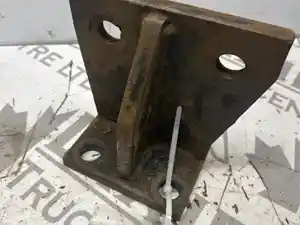 Used Engine Mount (Stock #MAC98-4244-ENGMNT/D)) Part Image