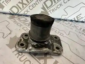 Used Engine Mount (Stock #FOR90-4557-ENGMNT/P)) Part Image