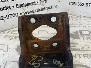 Used Engine Mount (Stock #KEN02-2658-ENGMNT)) Part Image
