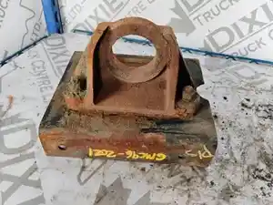 Used Engine Mount (Stock #GMC96-2021-RENGMNT/)) Part Image
