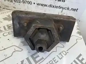 Used Engine Mount (Stock #CHE04-2449-FENGMNT/)) Part Image