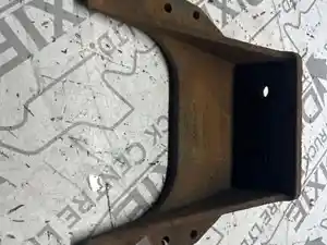 Used Engine Mount (Stock #CAT-3889-ENGMNT)) Part Image