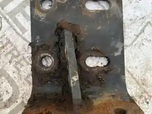 Used Engine Mount (Stock #PET-5155-ENGMNT/DS/)) Part Image