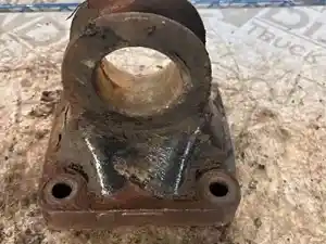 Used Engine Mount (Stock #MAC06-3514-ENGMNT/D)) Part Image