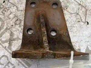 Used Engine Mount (Stock #CAT-5157-ENGMNT/DS/)) Part Image