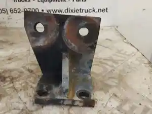 Used Engine Mount (Stock #MAC99-1631-ENGMNT/D)) Part Image