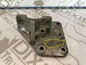 Used Engine Mount (Stock #FOR90-4557-ENGMNT/D)) Part Image