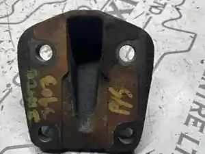 Used Engine Mount (Stock #INT06-3903-ENGMNT/P)) Part Image