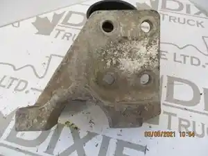 Used Engine Mount (Stock #FOR95-1438-EMT/R-2)) Part Image
