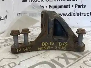 Used Engine Mount (Stock #WES17-2446-ENGMNT-D)) Part Image