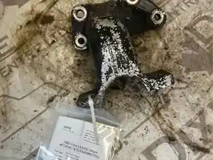 Used Engine Mount (Stock #FOR95-1879-ENGMNT/D)) Part Image