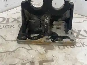 Used Engine Mount (Stock #WES05-2606-ENGMNT)) Part Image