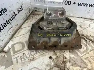 Used Engine Mount (Stock #MAC13-2252-ENGMNT/P)) Part Image
